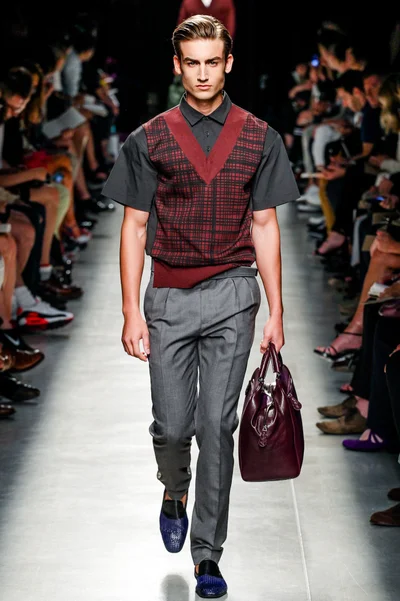Look 24